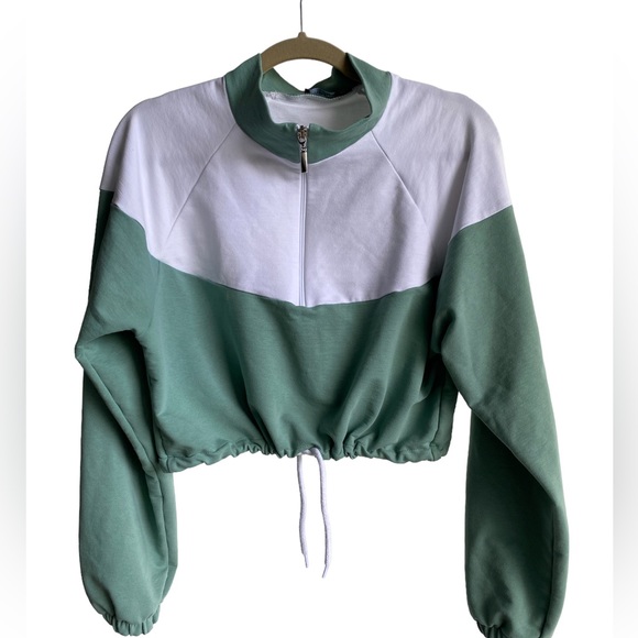 Cotton blend NASTY GAL cropped sweatshirt Size L pre-owned very good condition - Picture 5 of 5